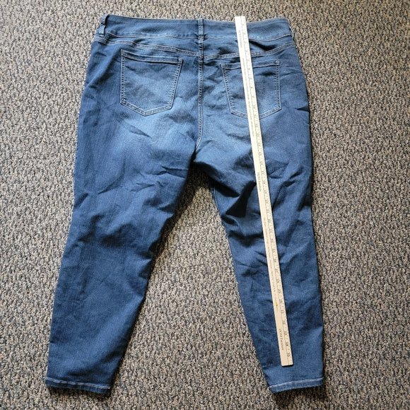Torrid Super Comfy Stretch Jean Jegging Size 22 - Picture 6 of 14